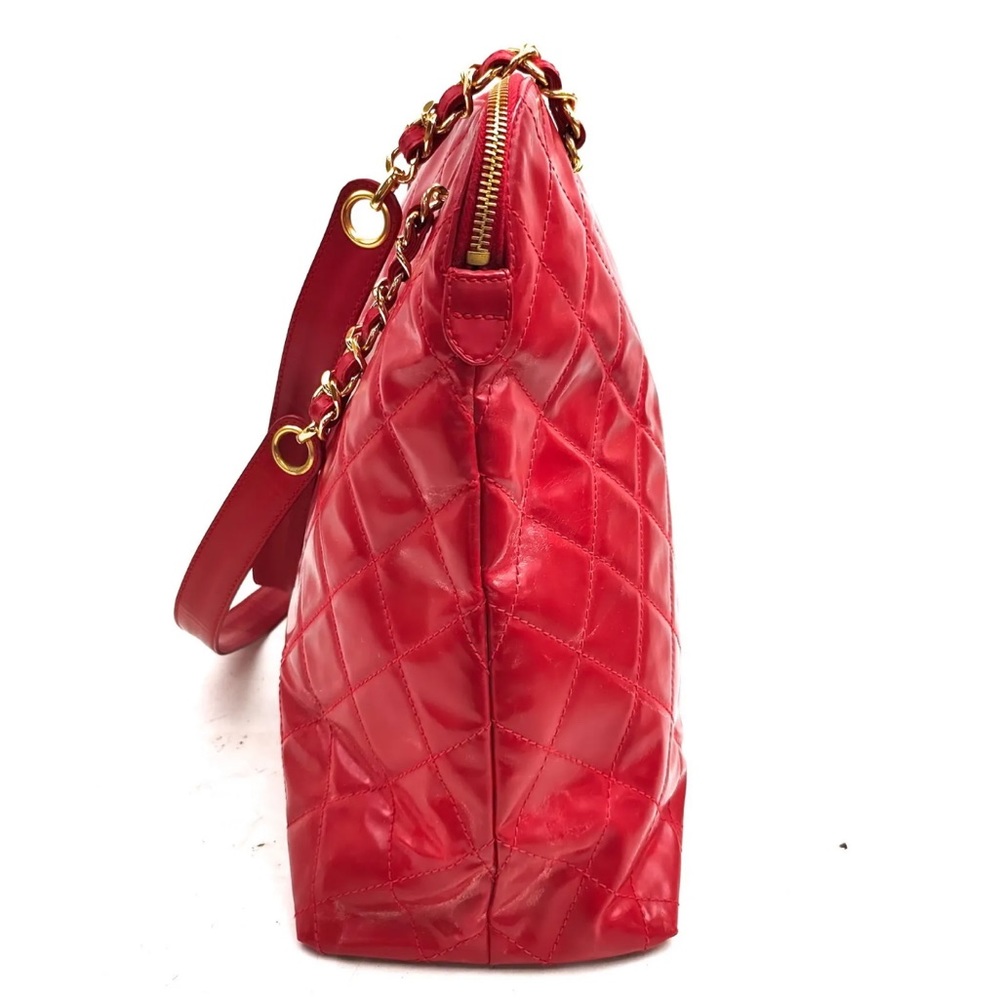Authentic Chanel Enamel Red With Chain - Picture 3 of 13